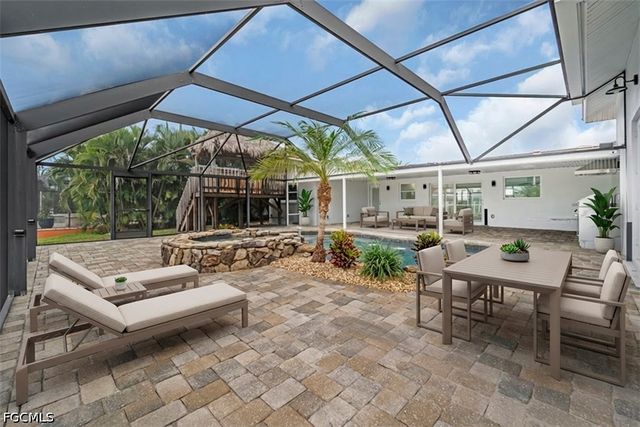 22 Palmview BLVD, Fort Myers Beach, FL 33931