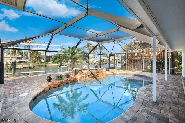 22 Palmview BLVD, Fort Myers Beach, FL 33931