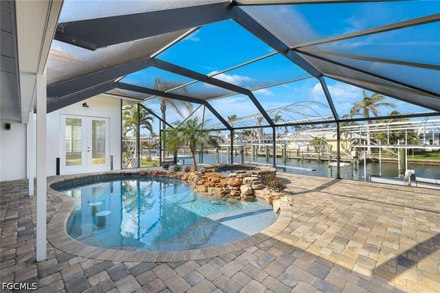 22 Palmview BLVD, Fort Myers Beach, FL 33931
