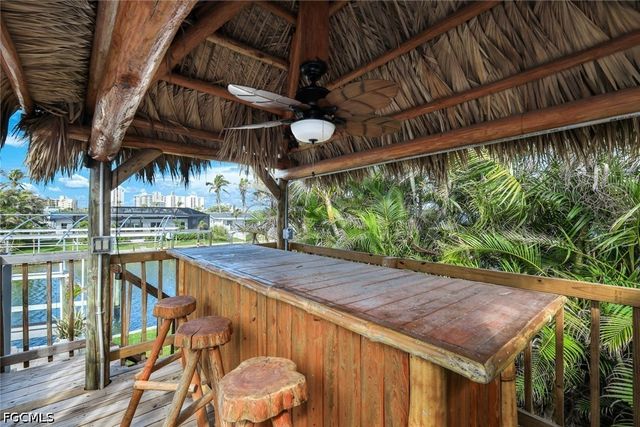 22 Palmview BLVD, Fort Myers Beach, FL 33931