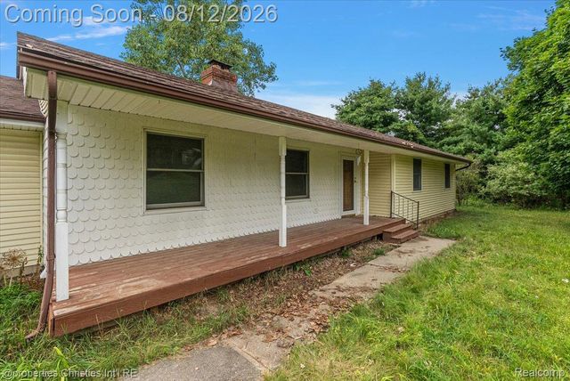 13010 Oyster Lake Road, Holly Township, MI 48442