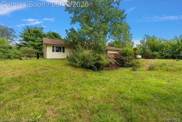 13010 Oyster Lake Road, Holly Township, MI 48442