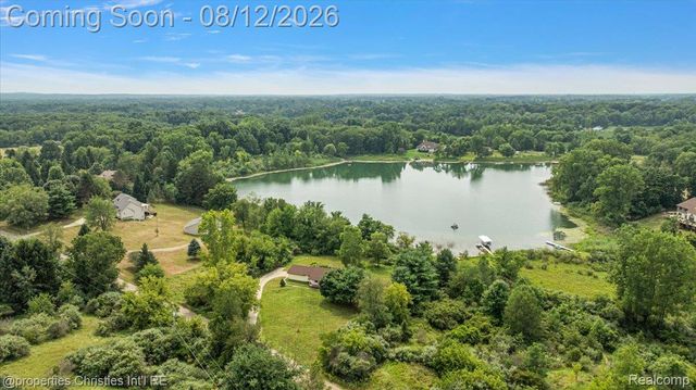 13010 Oyster Lake Road, Holly Township, MI 48442
