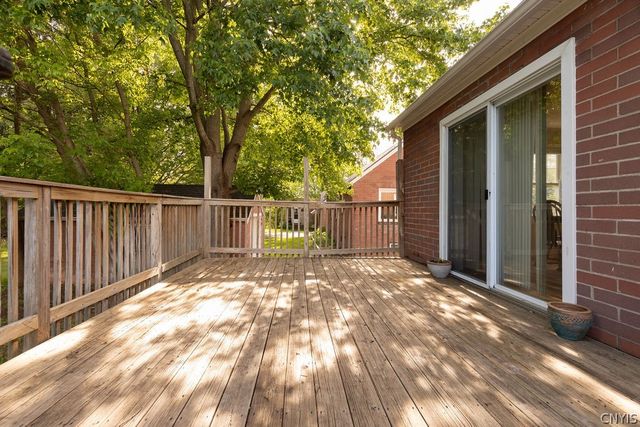 307 Shaver Avenue, Clay, NY 13212