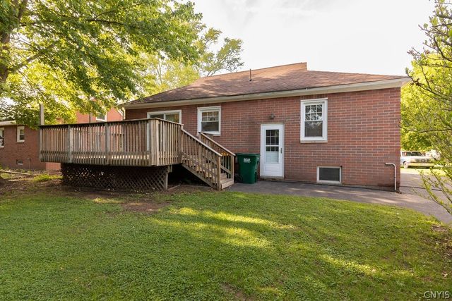 307 Shaver Avenue, Clay, NY 13212
