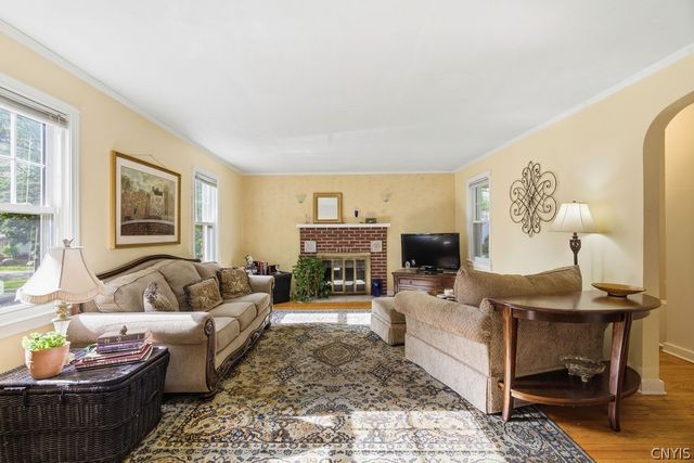 307 Shaver Avenue, Clay, NY 13212