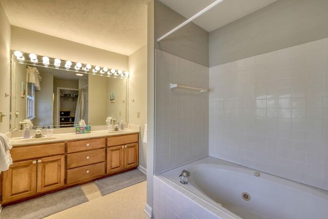 417 Hidden Forest Lane, Hayesville, SC 29804