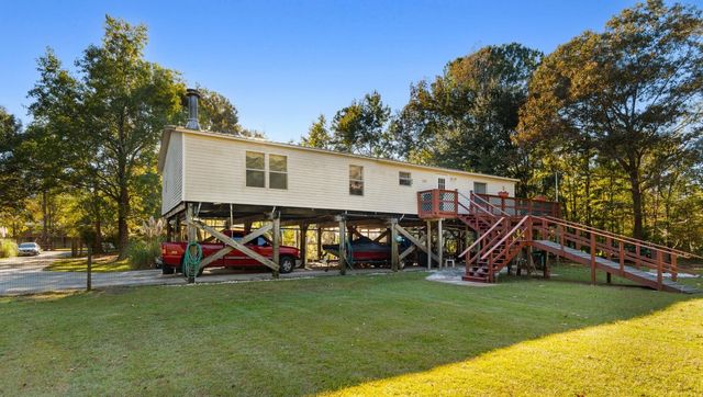 881 Rowe Pond Rd., Conway, SC 29526