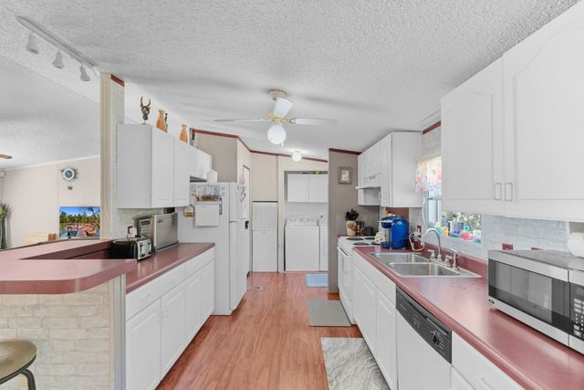881 Rowe Pond Rd., Conway, SC 29526