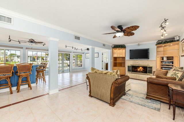 733 Jacana Way, North Palm Beach, FL 33408