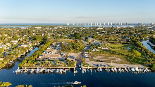 733 Jacana Way, North Palm Beach, FL 33408