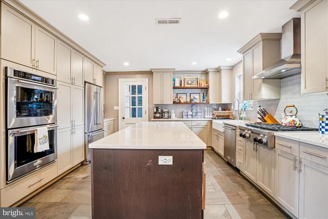 4110 EDGEVALE CT, Chevy Chase, MD 20815