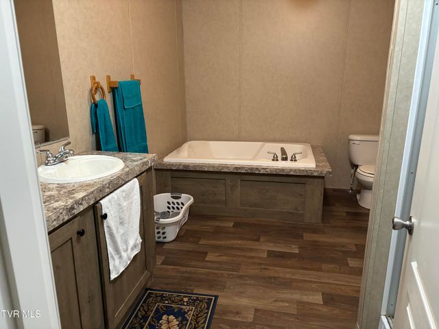 124 Tom Phillippi Road, Mountain City, TN 37683
