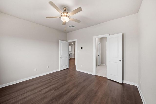19058 Cetara Villa Drive, Hockley, TX 77447