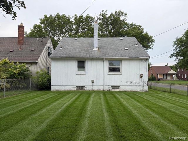 11090 MINDEN Street, Detroit, MI 48205