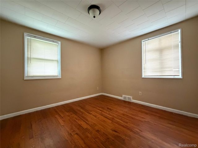 11090 MINDEN Street, Detroit, MI 48205