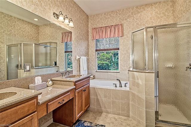 3460 Lakeview Isle CT, Fort Myers, FL 33905