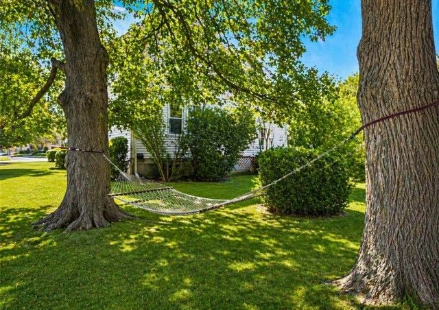 65 Maple Avenue, Middletown, RI 02842