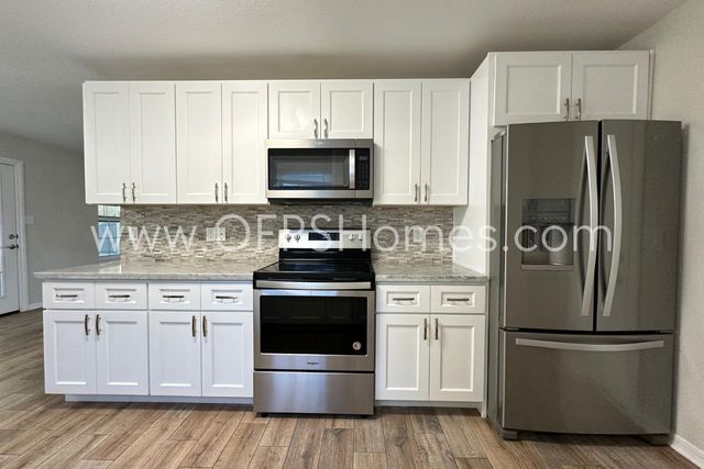 932 Emily Circle, Fort Walton Beach, FL 32547