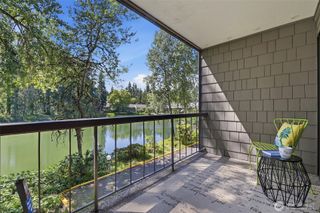 6858 139th Avenue NE #705, Redmond, WA 98052
