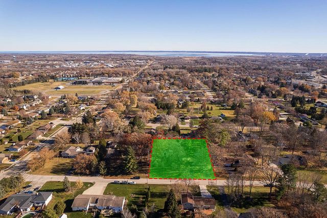 1164 BEECHWOOD DRIVE, Green Bay, WI 54313