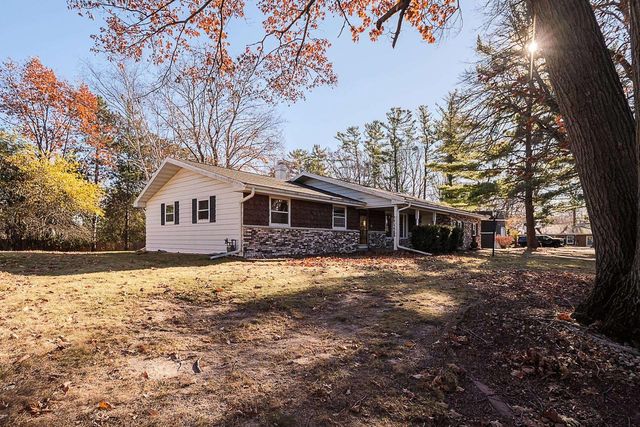 1164 BEECHWOOD DRIVE, Green Bay, WI 54313