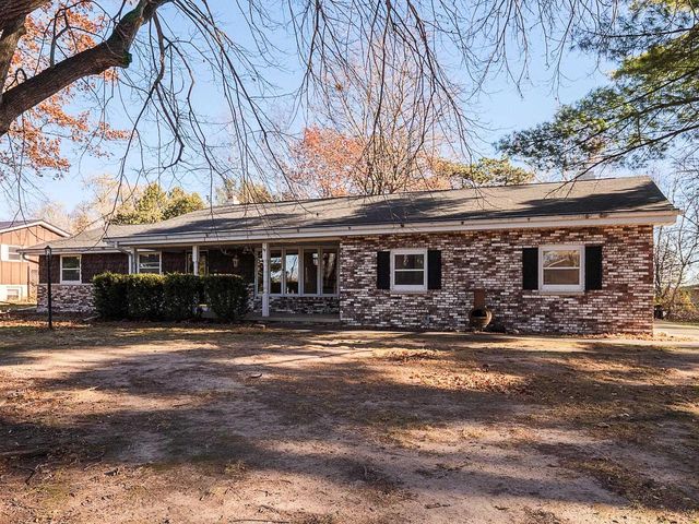 1164 BEECHWOOD DRIVE, Green Bay, WI 54313