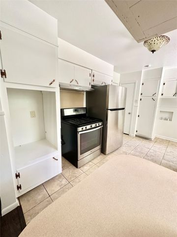 1715 Morningside Drive, Gainesville, TX 76240