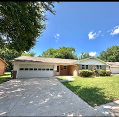 1715 Morningside Drive, Gainesville, TX 76240
