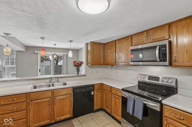 9495 Aberdare Drive, Indianapolis, IN 46250