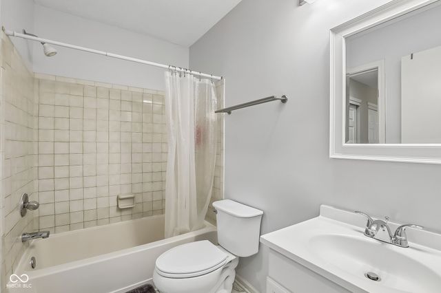 9495 Aberdare Drive, Indianapolis, IN 46250