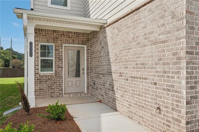 104 Vickers Point Drive, Fairburn, GA 30213