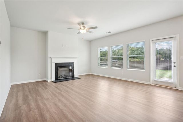 104 Vickers Point Drive, Fairburn, GA 30213