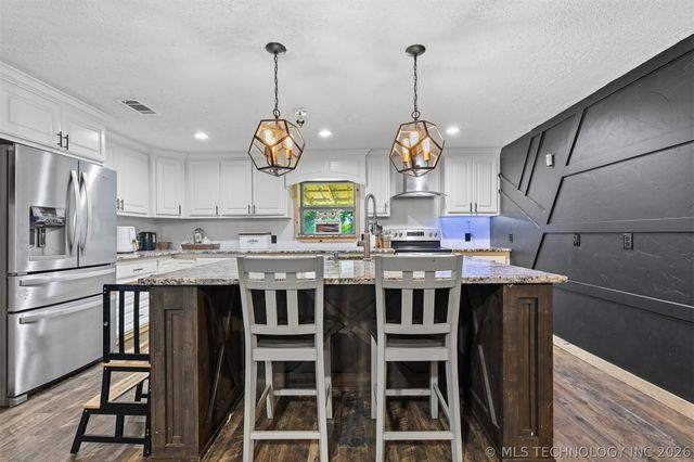 2008 NE 3rd Avenue, Ardmore, OK 73401
