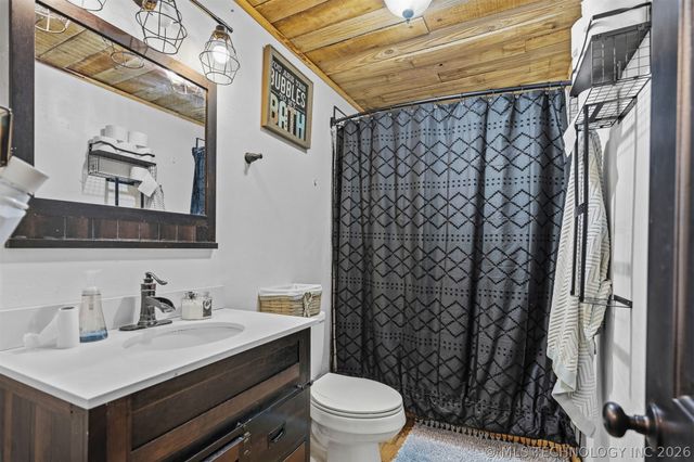 2008 NE 3rd Avenue, Ardmore, OK 73401