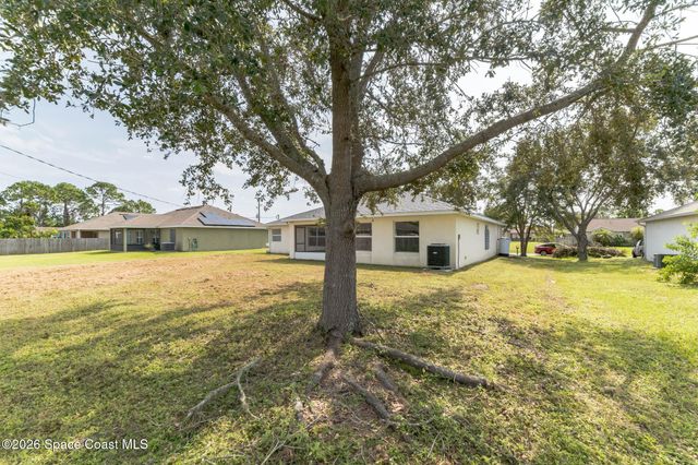 1451 Hepner Street SE, Palm Bay, FL 32909