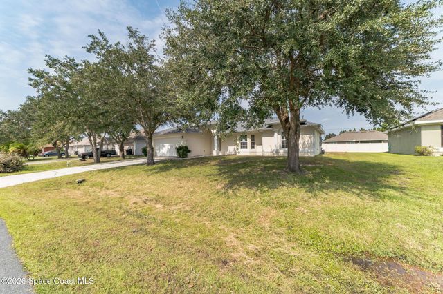 1451 Hepner Street SE, Palm Bay, FL 32909