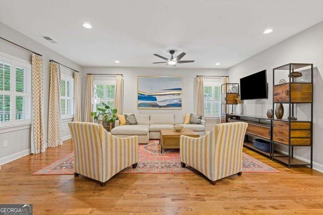 686 Elbert Street SW, Atlanta, GA 30310