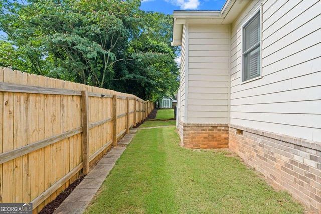 686 Elbert Street SW, Atlanta, GA 30310