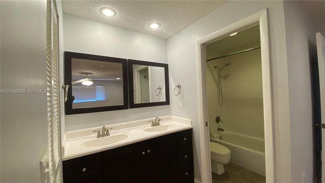 9196 SW 128th Lane -, Miami, FL 33176