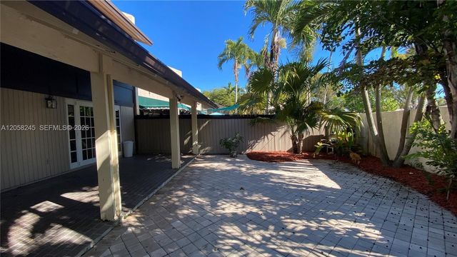 9196 SW 128th Lane -, Miami, FL 33176