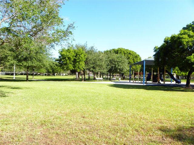 9196 SW 128th Lane -, Miami, FL 33176