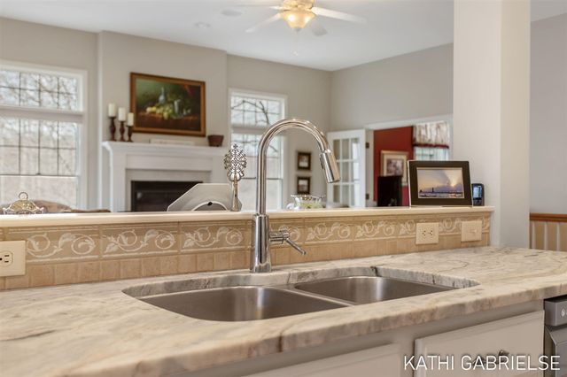 18147 Lost Creek Lane, Spring Lake, MI 49456