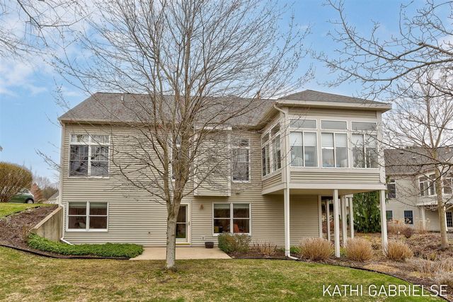 18147 Lost Creek Lane, Spring Lake, MI 49456