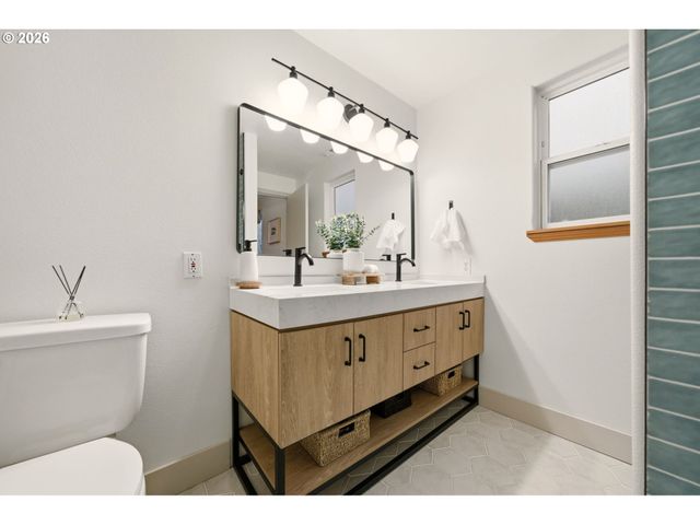 1851 Nw 26TH Ave, Camas, WA 98607