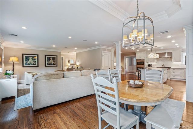 12 Whitehall Road, Rockville Centre, NY 11570