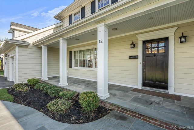 12 Whitehall Road, Rockville Centre, NY 11570