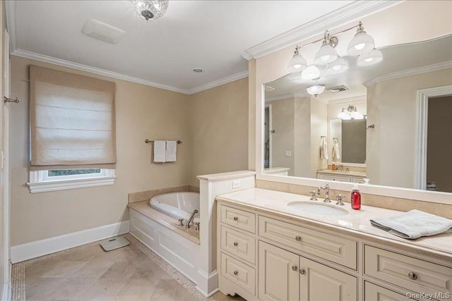 12 Whitehall Road, Rockville Centre, NY 11570