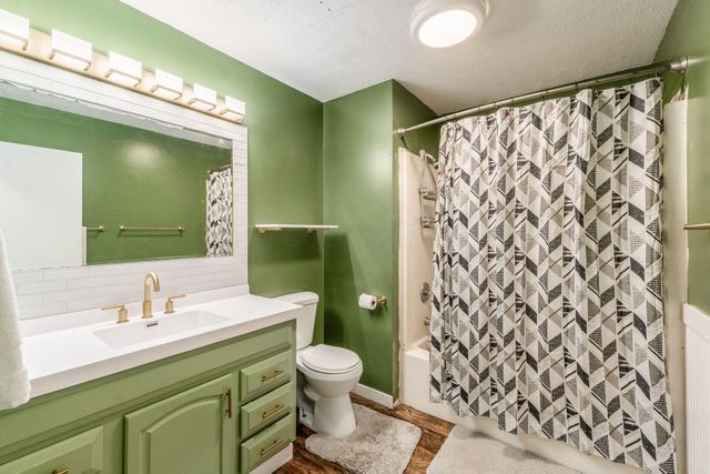 2094 Radnor Avenue, Columbus, OH 43224