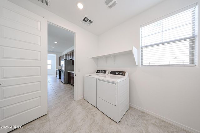 25076 N 77TH Drive, Peoria, AZ 85383